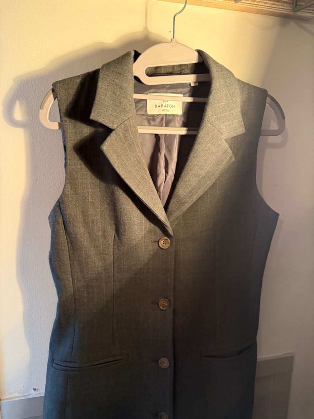 Babaton Gray Sleeveless Tailored Blazer Vest